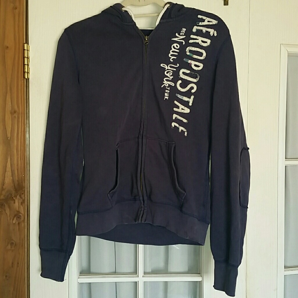 Aeropostale sweatshirt.